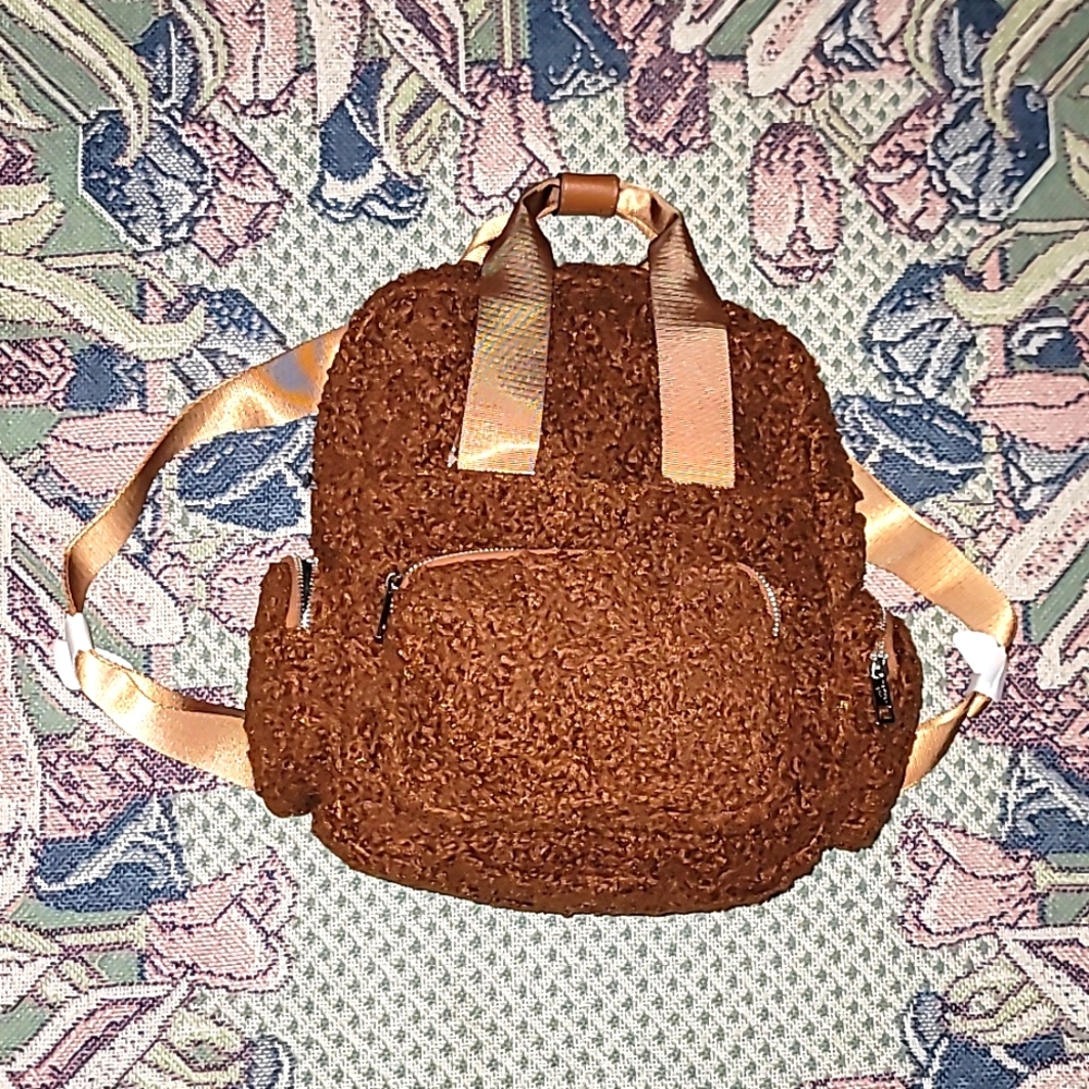 Madden Girl Sherpa Square Backpack Brown seat belt straps new zipper closure